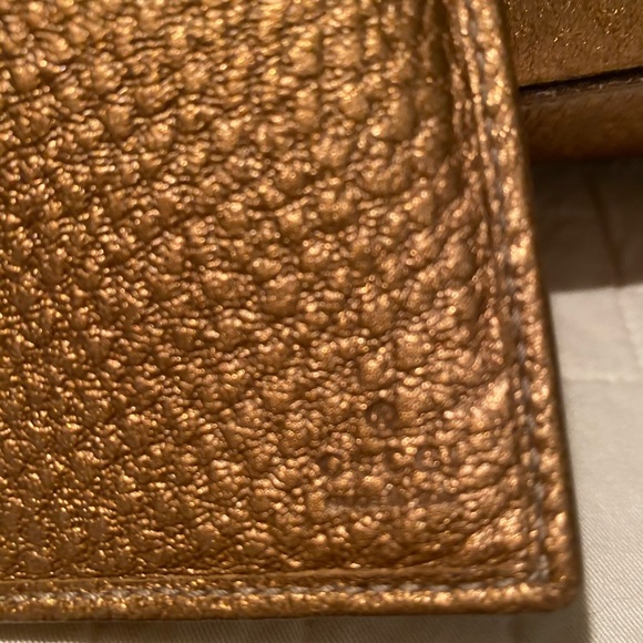 Authentic Gucci Purse and Wallet - Picture 2 of 4